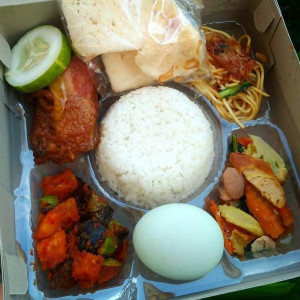 Mamin Aktivitas Lapangan