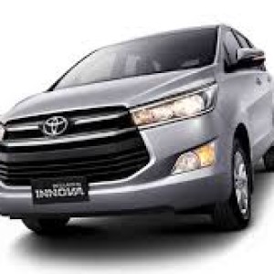 Sewa Toyota Innova Reborn
