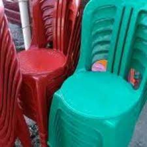 Kursi Bahan Plastik Uk.63x58x84 cm