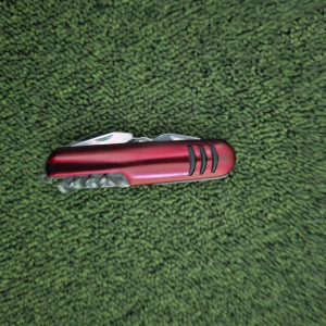 Pisau Lipat Multifungsi