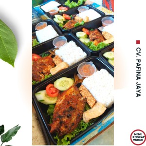 NASI UDUK LALAP IKAN BAWAL BAKAR MADU, TAHU, TEMPE LALAPAN