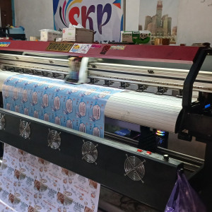 PAKET MMT KEGIATAN METRA (TERMASUK DESAIN, PERCETAKAN, DAN PEMASANGAN