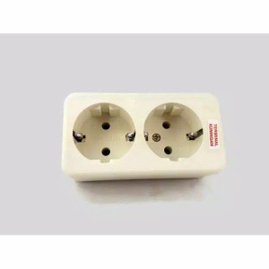 Uticon Stop Kontak Arde 2 Lubang