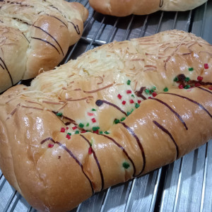 ROTI BAJUL PISANG COKLAT KEJU
