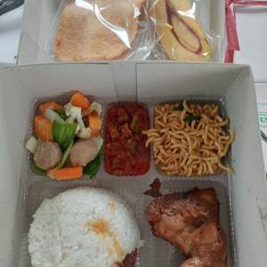 Paket Nasi Box
