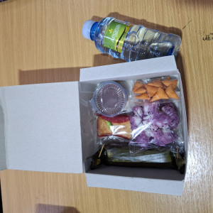 Paket Snack Box D
