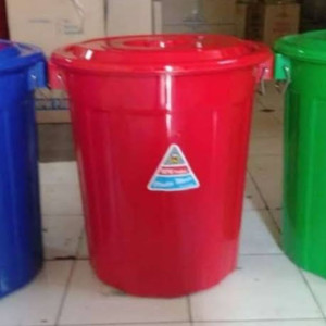 Ember Plastik Bertutup ukuran 80 litter