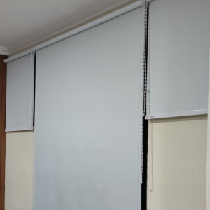 GORDEN VERTICAL BLIND