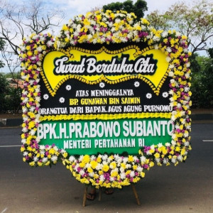 Karangan Bunga ucapan Reques ukuran