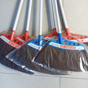 2 MACAN Sapu Lantai Ijuk Kipas