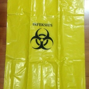 PlASTIK SAMPAH LOGO INFEKSIUS 80 X 100