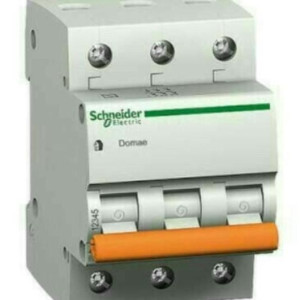 MCB 3 phase 32A Schneider