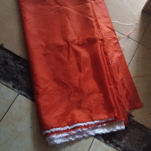 Paket Bahan Praktek (Resleting,benang,kain)