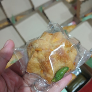 TAHU SAKURA ISI TELUR PUYUH