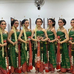 Jasa Tenaga Kesenian dan Kebudayaan (Kirab Budaya & Sedekah Waduk Cengklik)