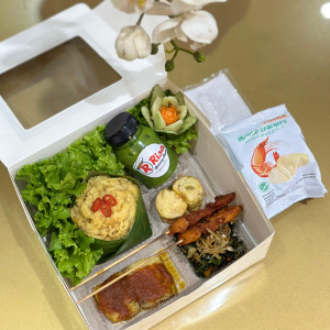 Lunch Box MENU RISA CATERING