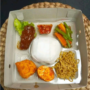 PAKET NASI KOTAK