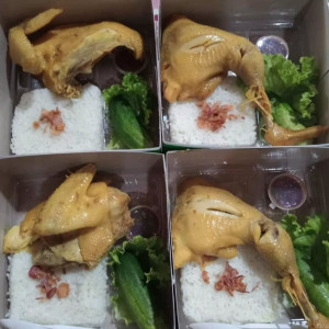 NASI BOX PAKET 4