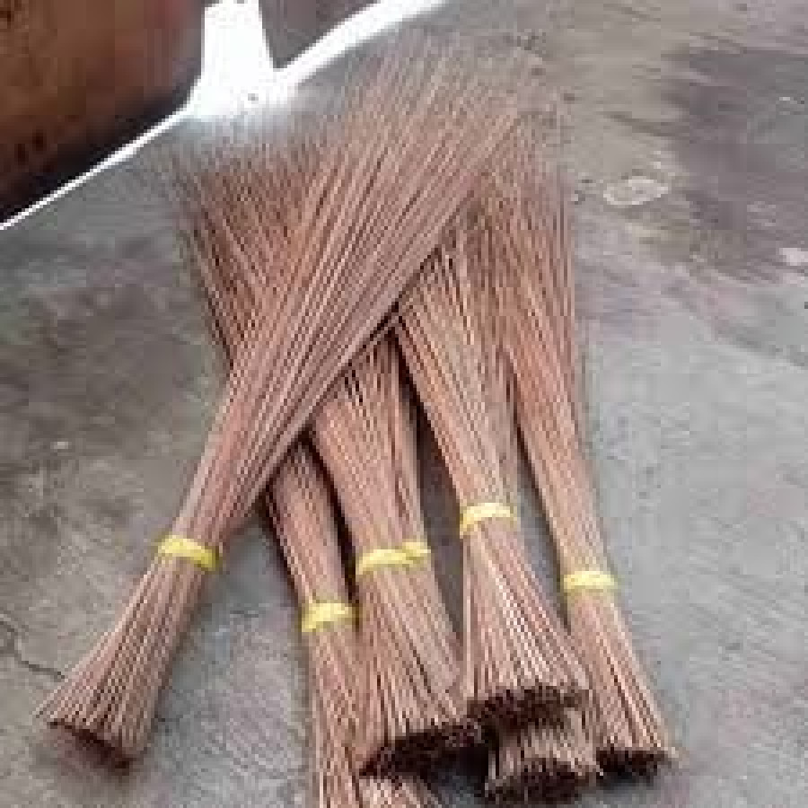 Sapu Lidi tanpa tangkai