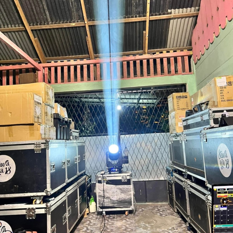 Sewa Lighting Panggung (1 Paket) - utama
