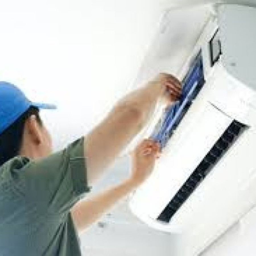 Cleaning dan Maintenance AC - depan