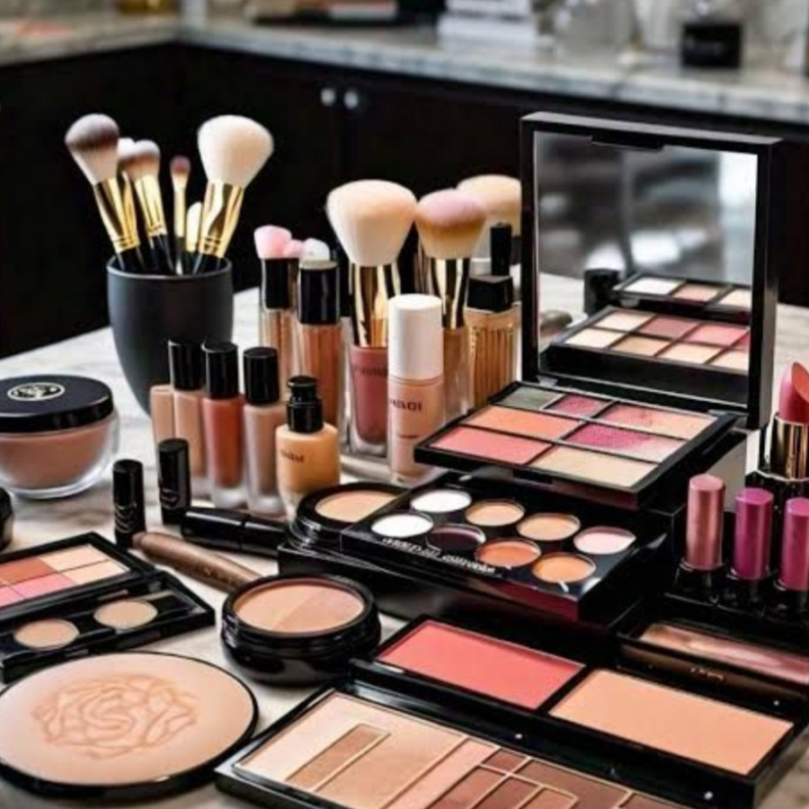 Jasa Tenaga Rias ( Make Up Artist ) - depan