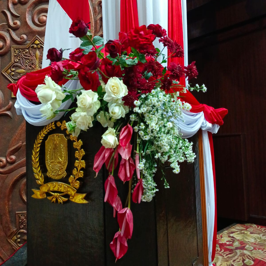 Rangkaian Flower meja pimpinan, Balkon dan Podium