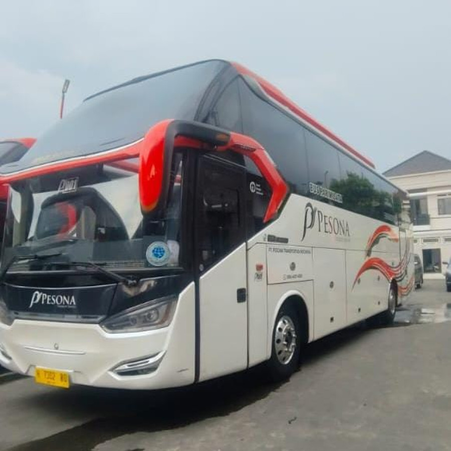 SEWA BUS PARIWISATA DARI SEMARANG KE GRESIK (PP) SELAMA 3 HARI - samping