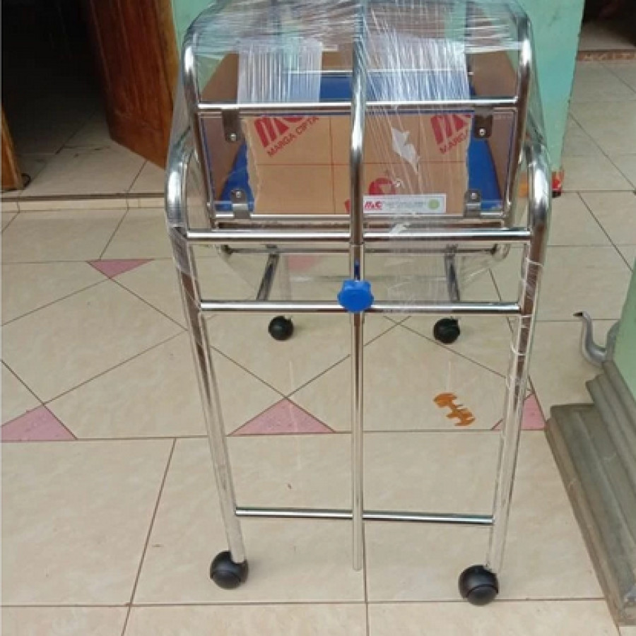 Box Bayi Tempat Tidur Bayi STAINLESS STEEL - depan