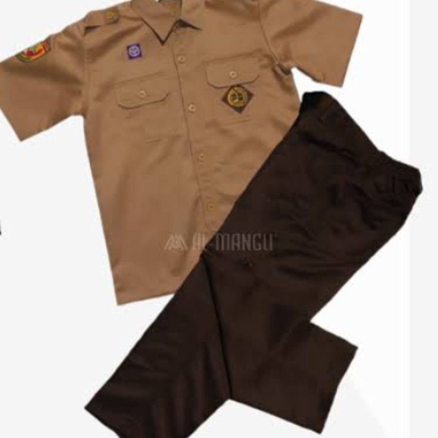 Seragam sekolah pramuka SMP Laki laki