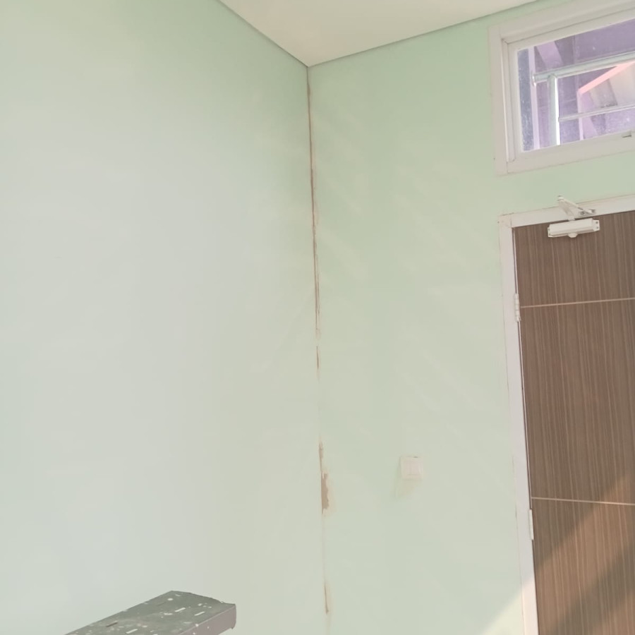 PEMELIHARAAN AREA LOBI LANTAU 2, RUANG DOKTER, KORIDOR, RUANG PENERIMAAN PASIEN, AREA TANGGA DEPAN DAN BELAKANG - samping