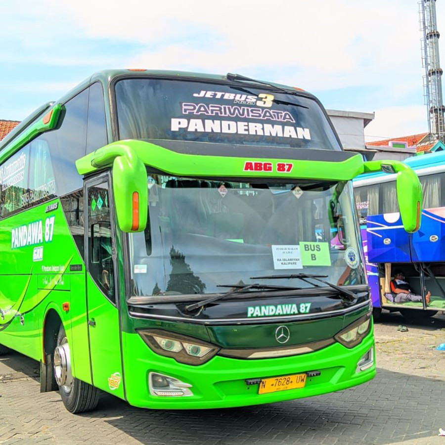 Bus Pariwisata JB2 / JB3 - detail