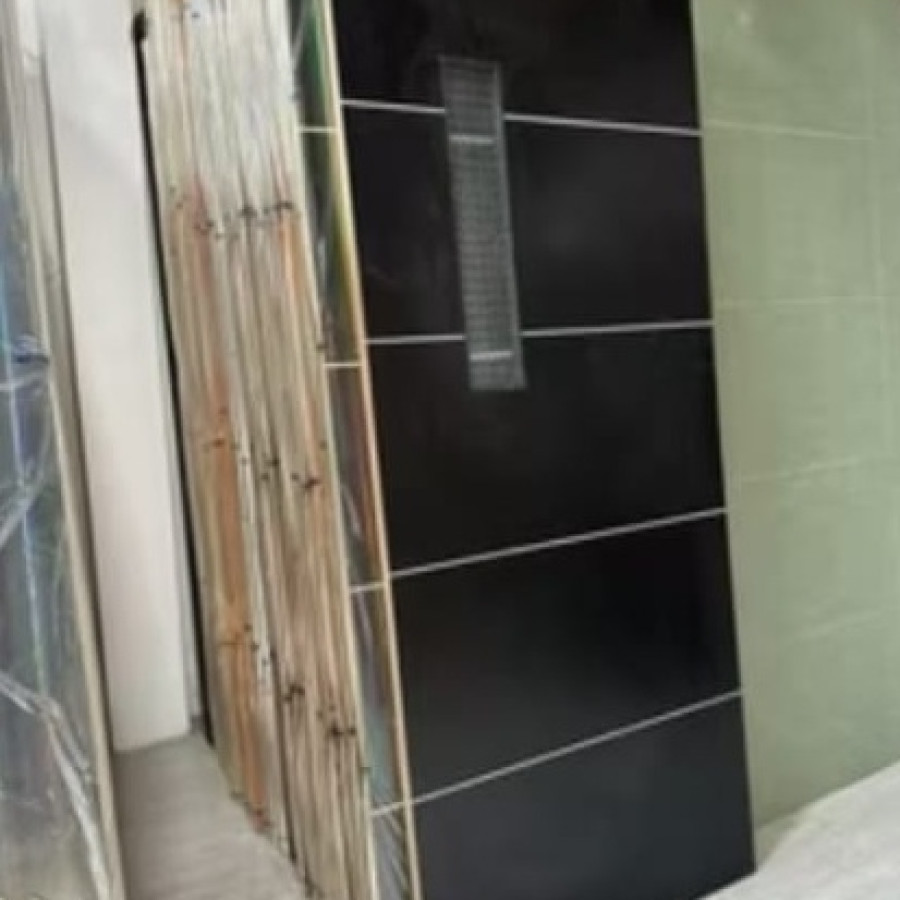 1 paket pintu+ rel sleding - depan