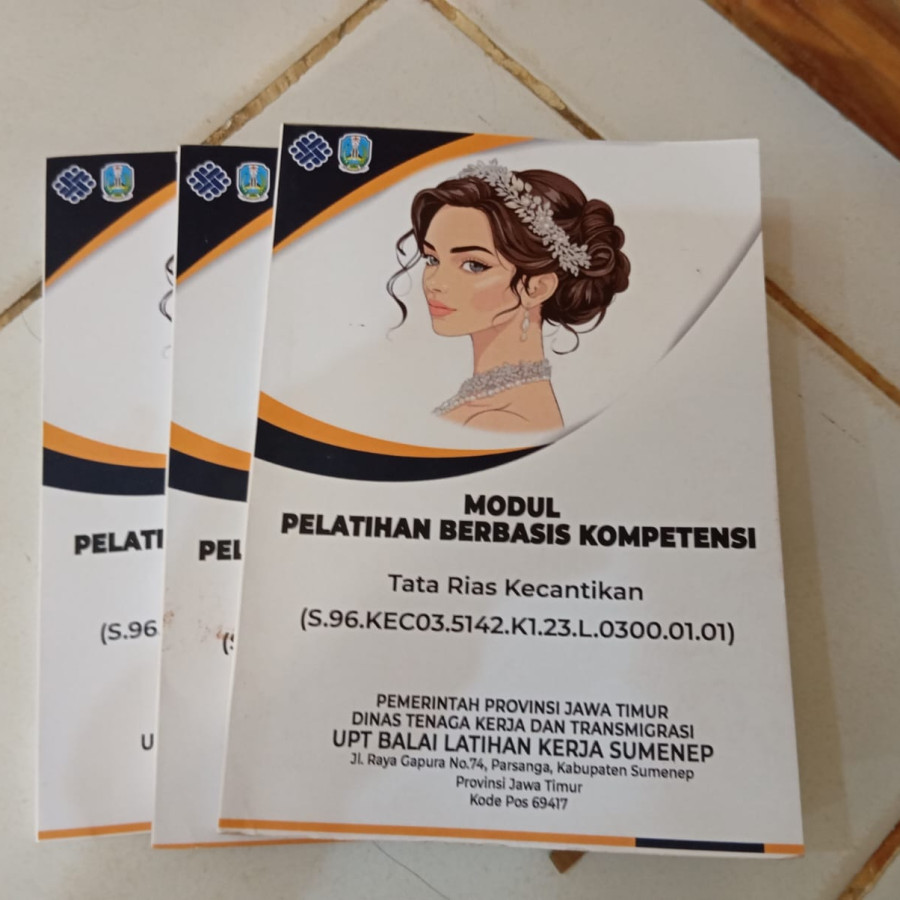 Buku Pedoman Pelatihan Tata Rias Kecantikan - depan
