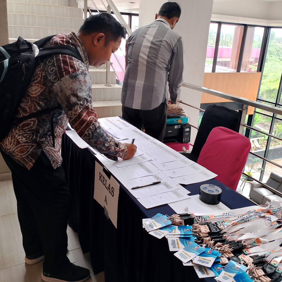 Paket Bimbingan Teknis Peningkatan Kompetensi Selama 2 Hari (tanpa menginap) - depan