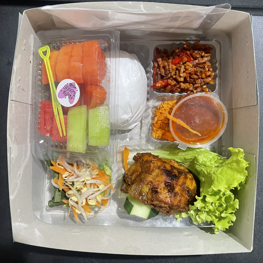 Paket Nasi Box Ncen Sae - depan