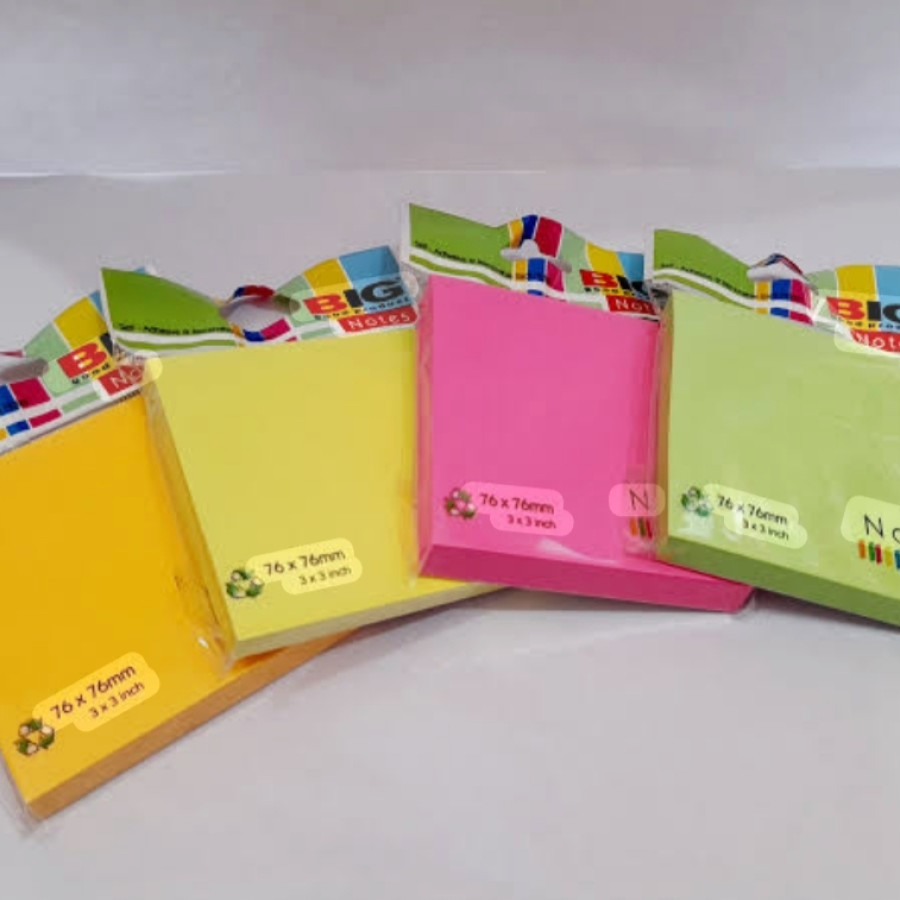 Sticky notes merk Big ukuran 4x4 cm