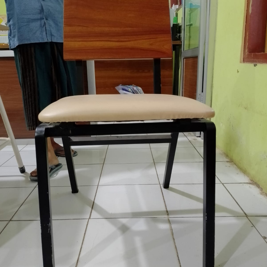 Kursi Belajar - depan