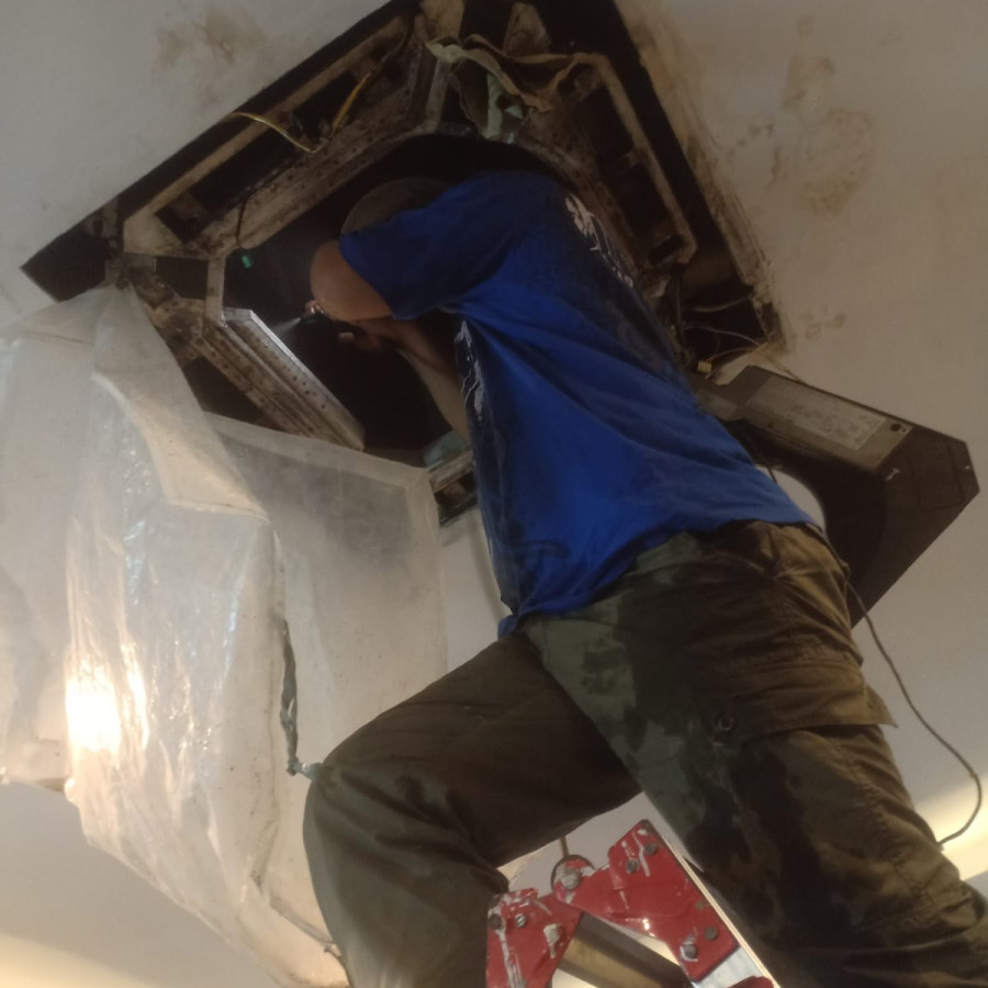 PERAWATAN AC CASSETE 5PK + ISI FREON - utama
