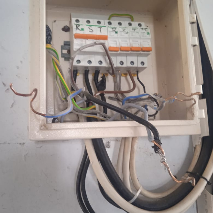 Perbaikan Instalasi Listrik + Part  (R. Laundry) - utama