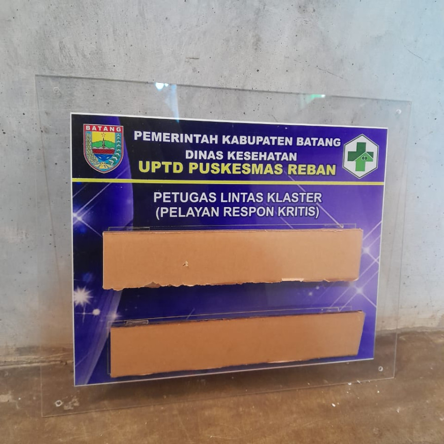 Akrilik Petugas Lintas Klaster Pelayanan Respon Kritis