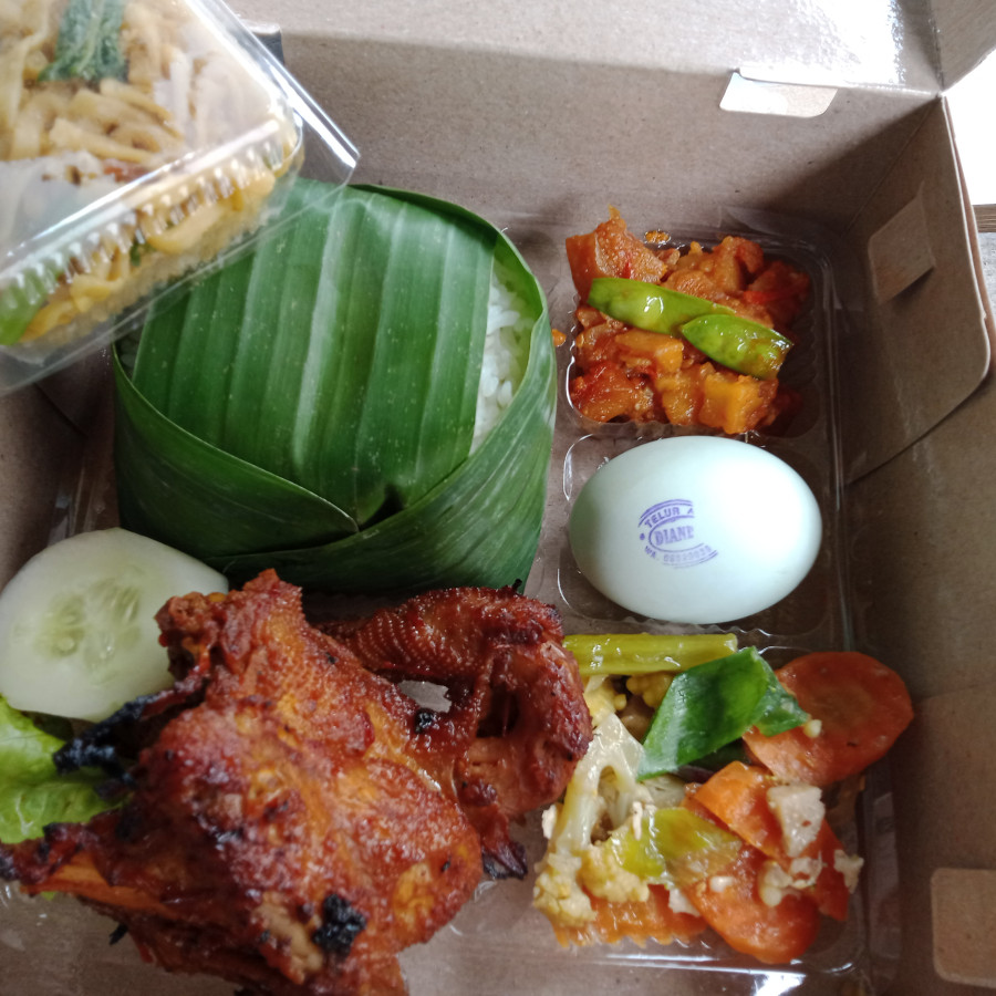Nasi bok komplit