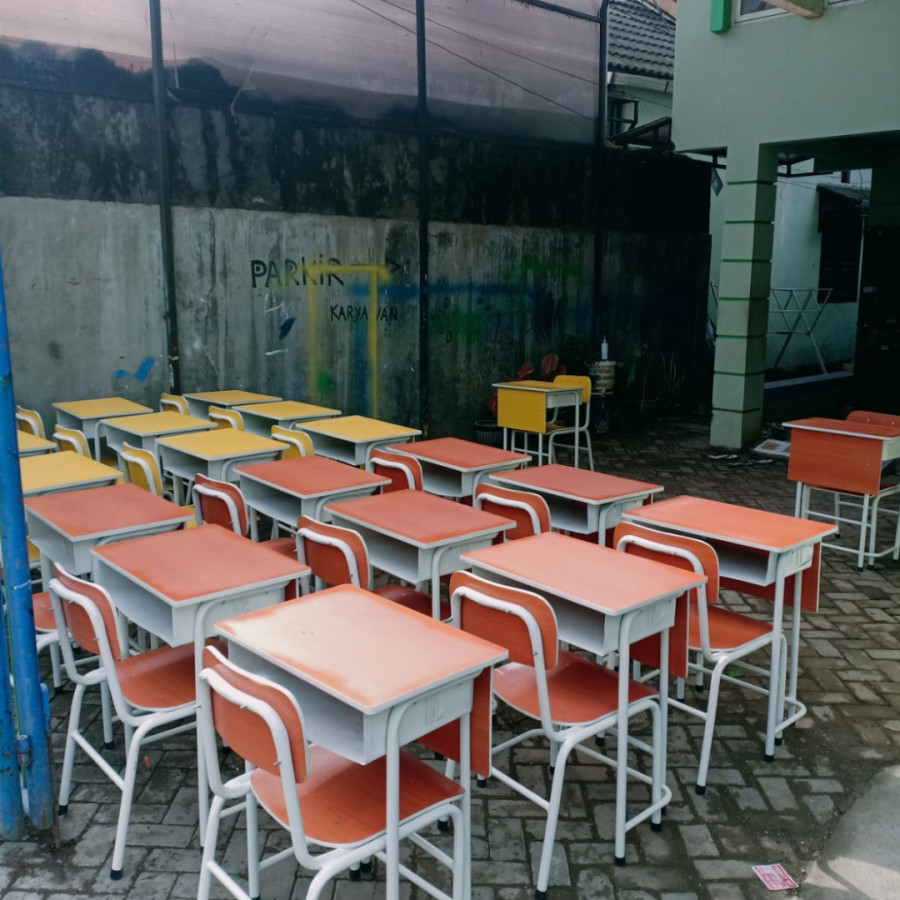 Kursi sekolah siswa - depan