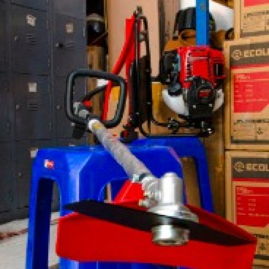 POTONG RUMPUT HONDA UMR435N - samping