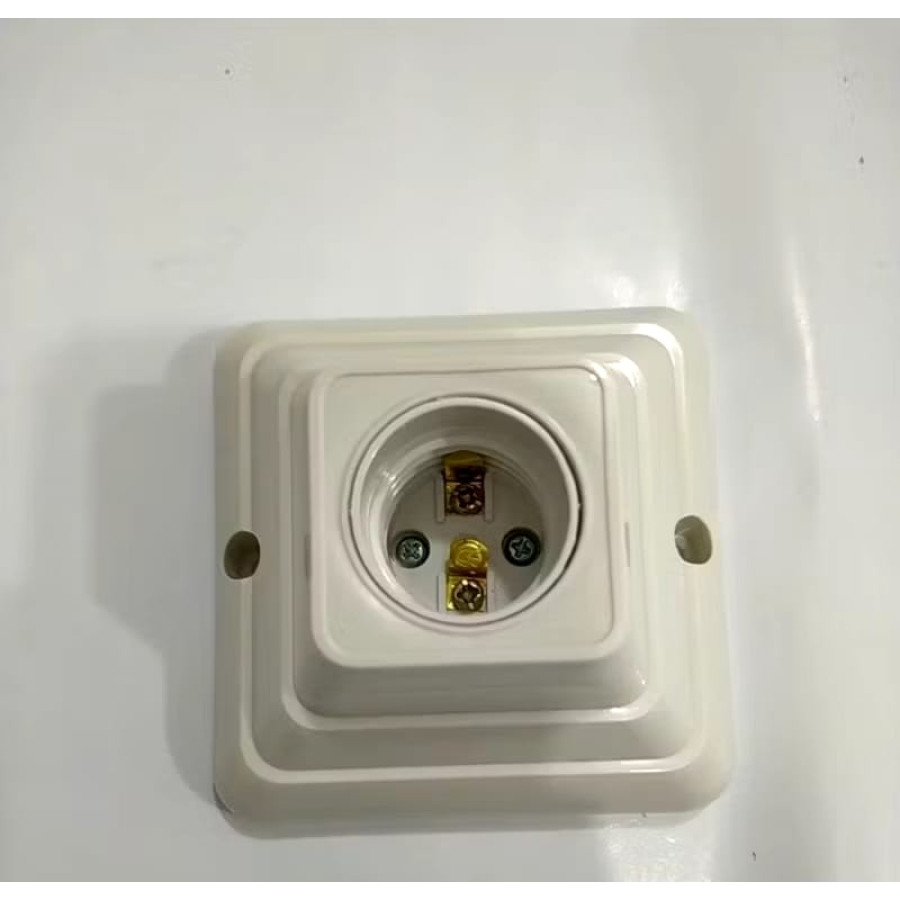 fitting lampu plafon broco - utama