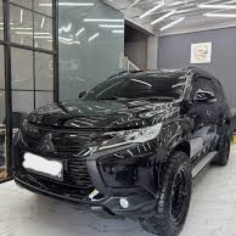 POLES BODY FULL PAJERO+COATING 2 LAYER DETAILING