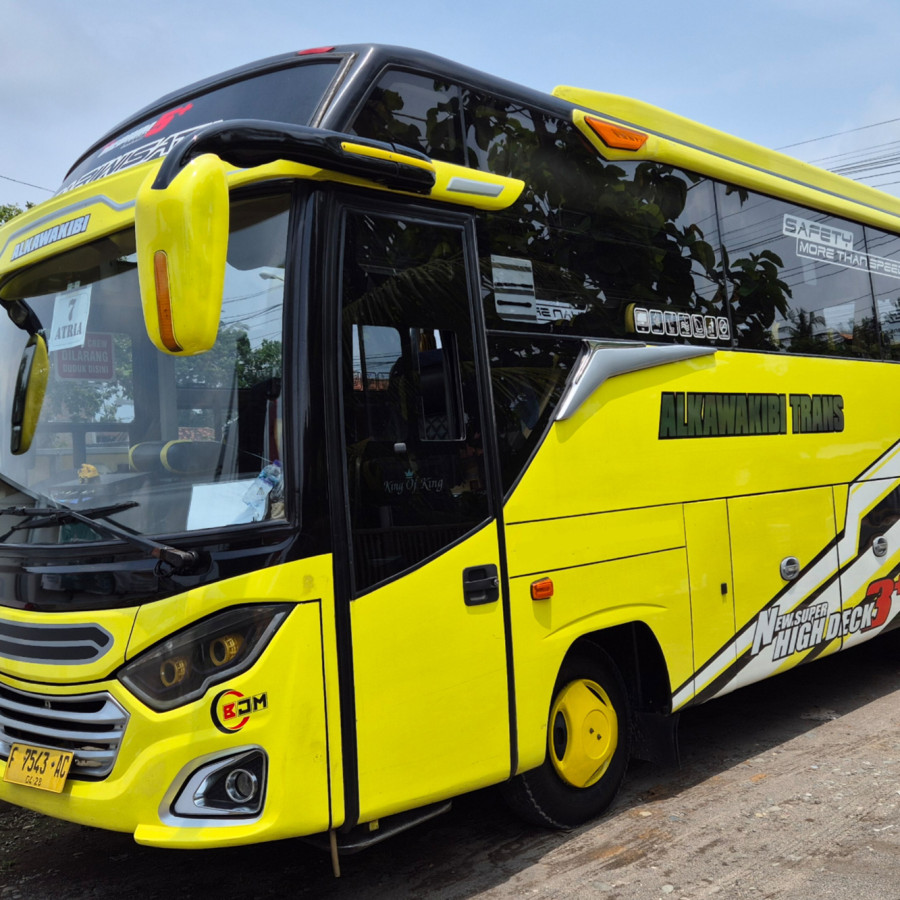SEWA HARIAN MEDIUM BUS