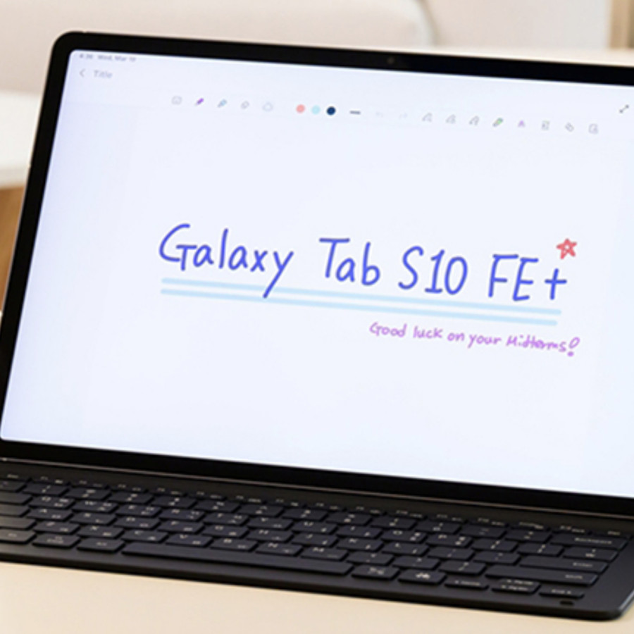 Samsung Galaxy Tab S10 FE + keyboard - utama