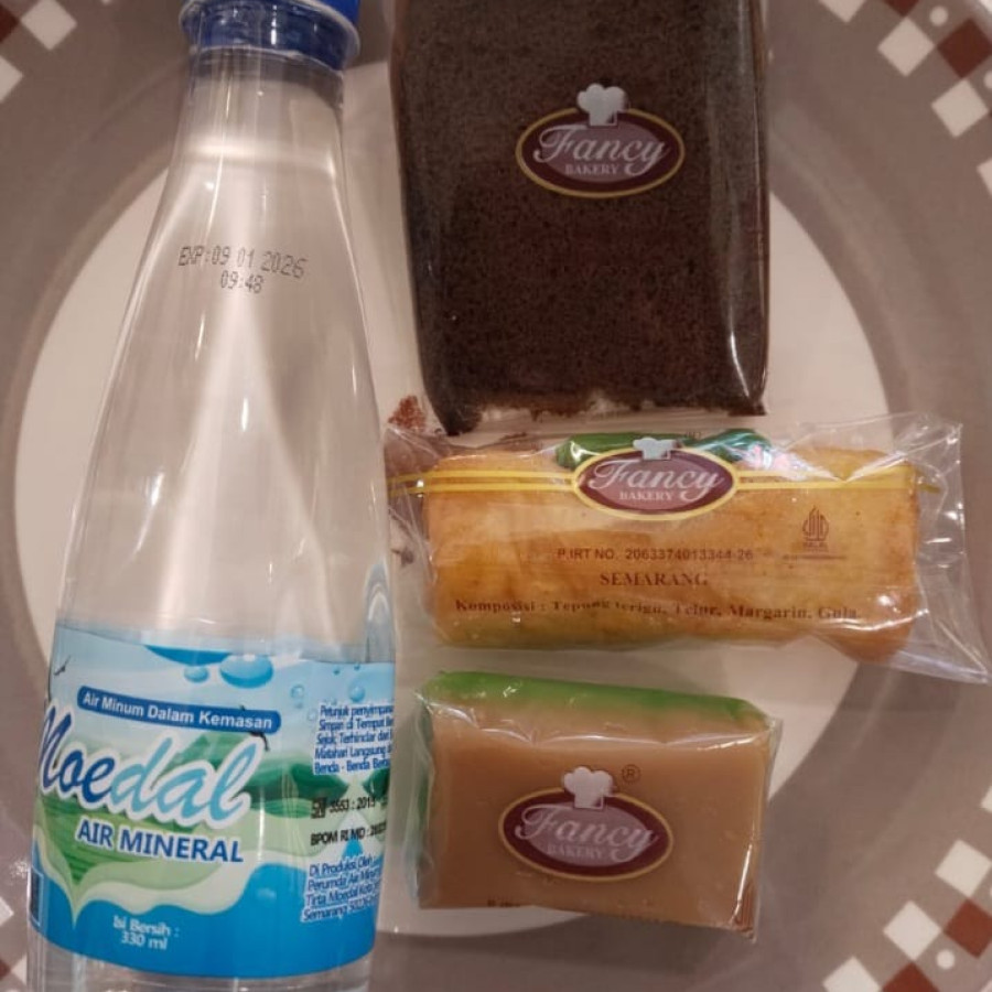Fancy Bakery - Paket Snack 15.000