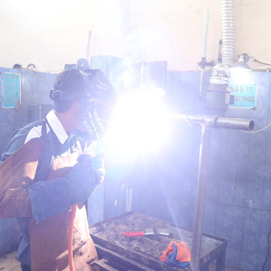UJI KOMPETENSI KEJURUAN PLATE WELDER FCAW 3G-UP/PF (KUALIFIKASI 2)